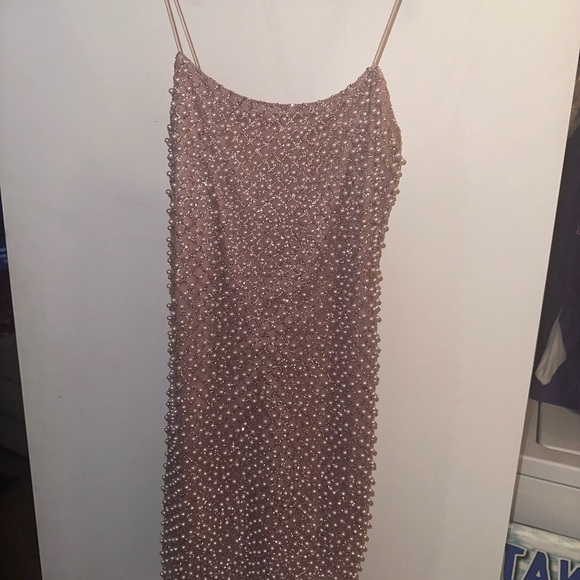 XS LIGHT PINK SPARKLY PEARL FASHIONOVA DRESS - Picture 2 of 7